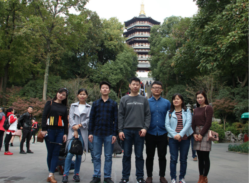 深圳連訊達 雷峰塔合影